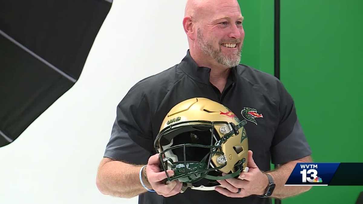 Trent Dilfer threw an absolute temper tantrum on UAB sideline