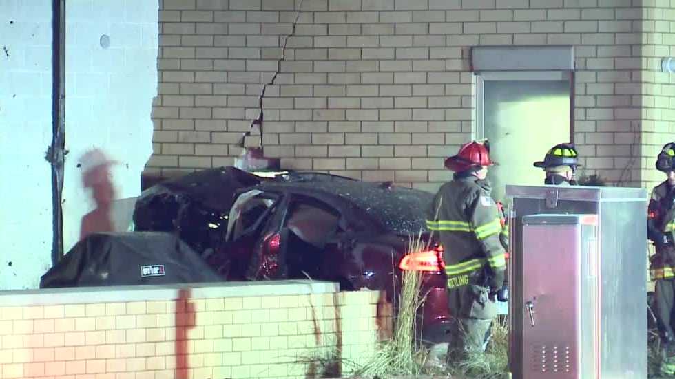 Three injured when car crashed into Waukesha apartment building