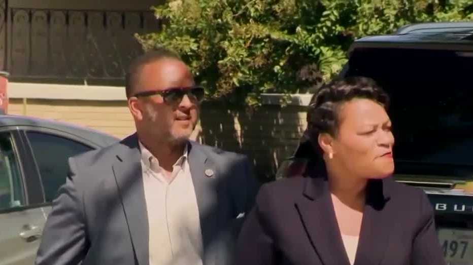 New Orleans mayor, former bodyguard limited contact request