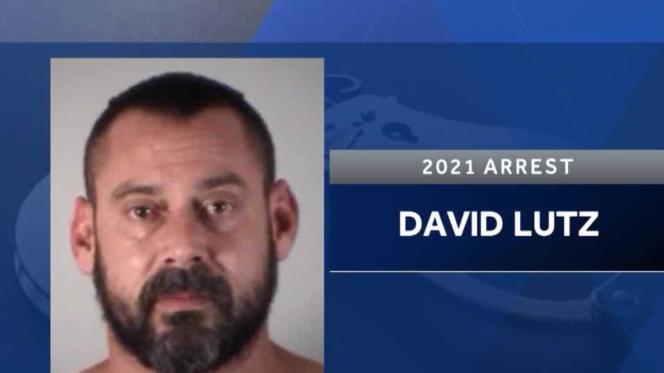 Man breaks into home in search of wife, is shot by homeowner, LCSO says