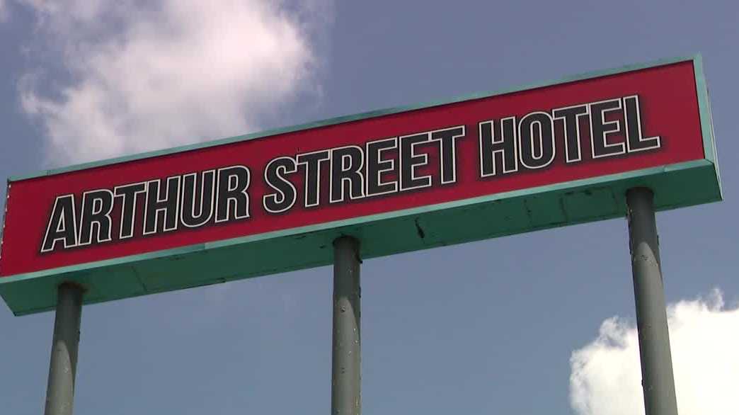 Arthur Street Hotel to close after not receiving funding from Metro budget