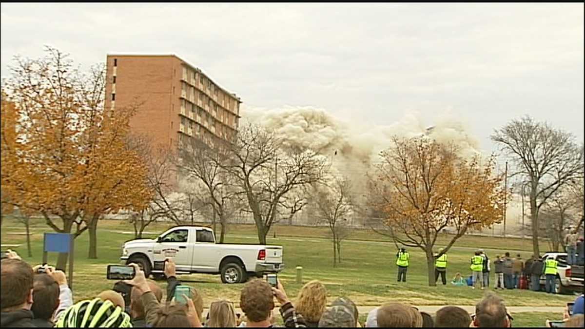 Crowds come out early to watch KU dorm implosion