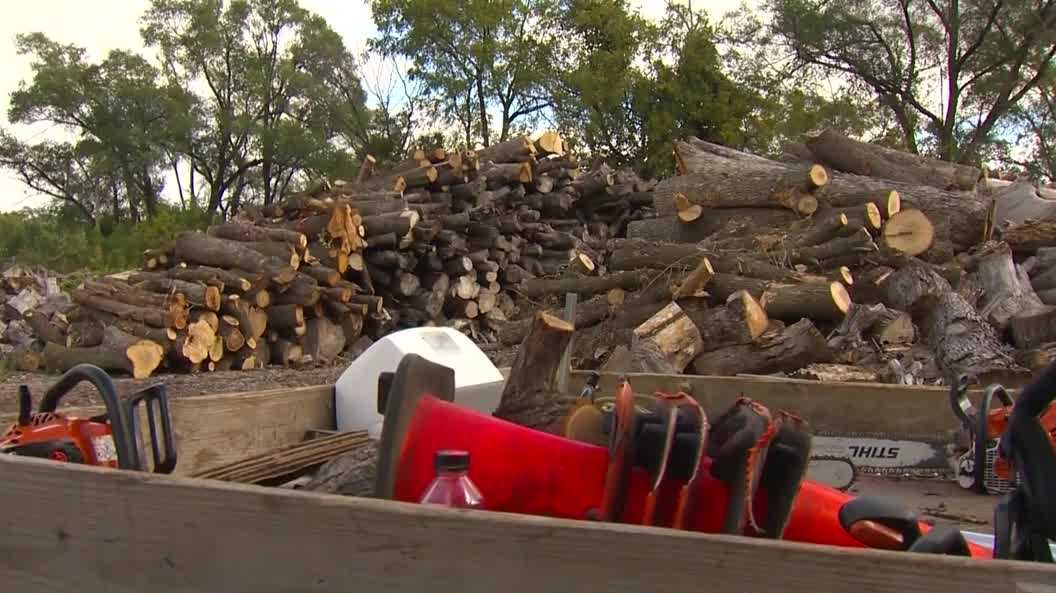 Work begins to reduce bank erosion at Fourmile Creek in Ankeny