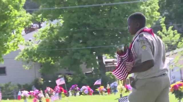 'They deserve this respect': Omaha Boy Scouts place American Flags at Veteran headstones - Vimarsana News
