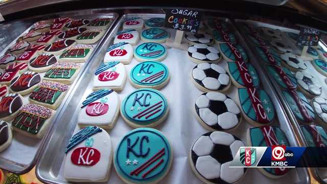 Overland Park, Kansas, bakery celebrates KC Current with special sugar cookies - Vimarsana News