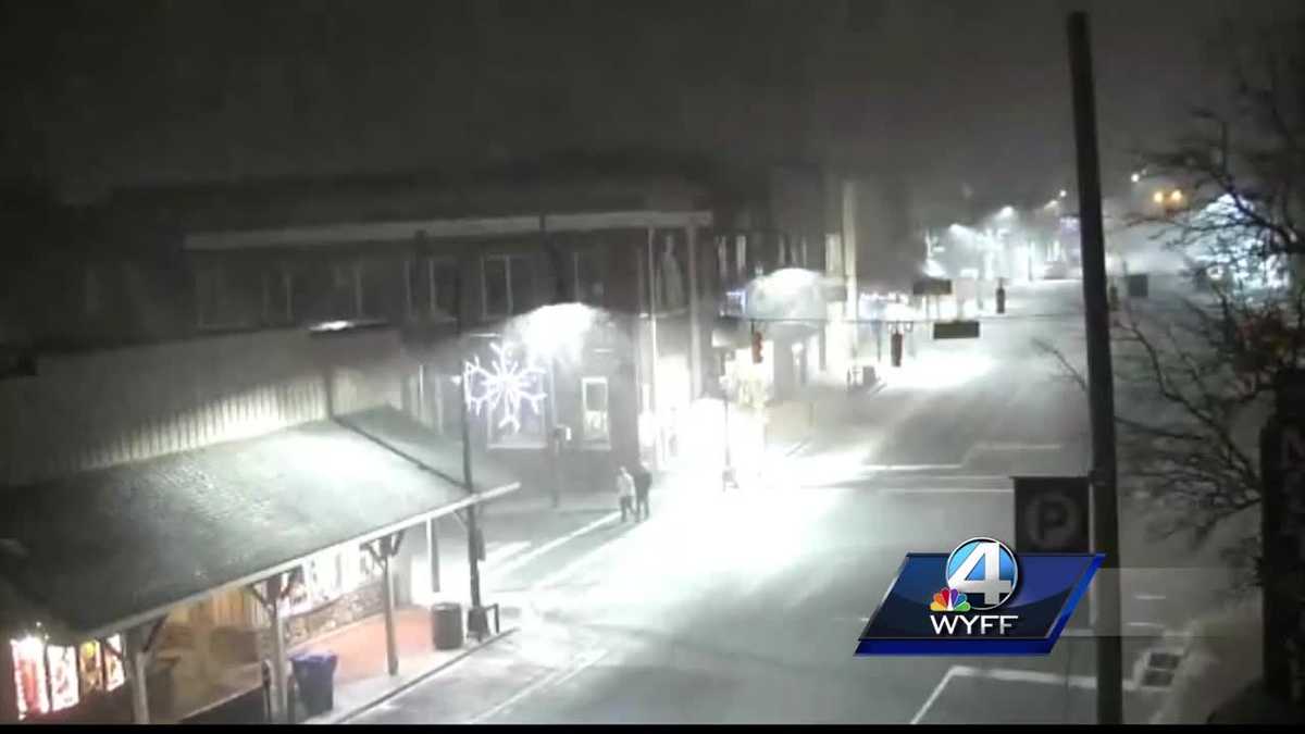 Several North Carolina counties see the first snowfall of the winter season