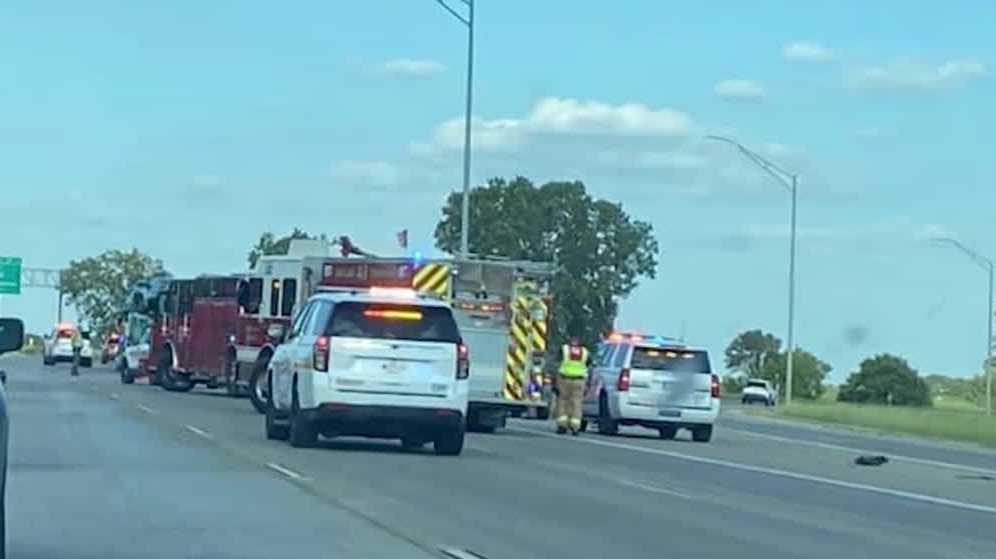 Iowa investigators looking into distracted driving in deadly crash
