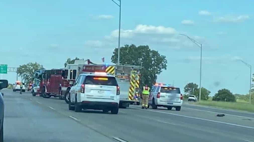 Iowa State Patrol 2 dead in crash along Interstate 8035