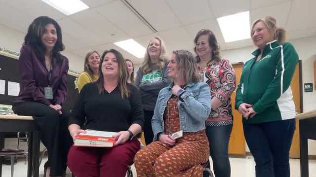 How Kentucky middle school employees react after winning lottery - Vimarsana News