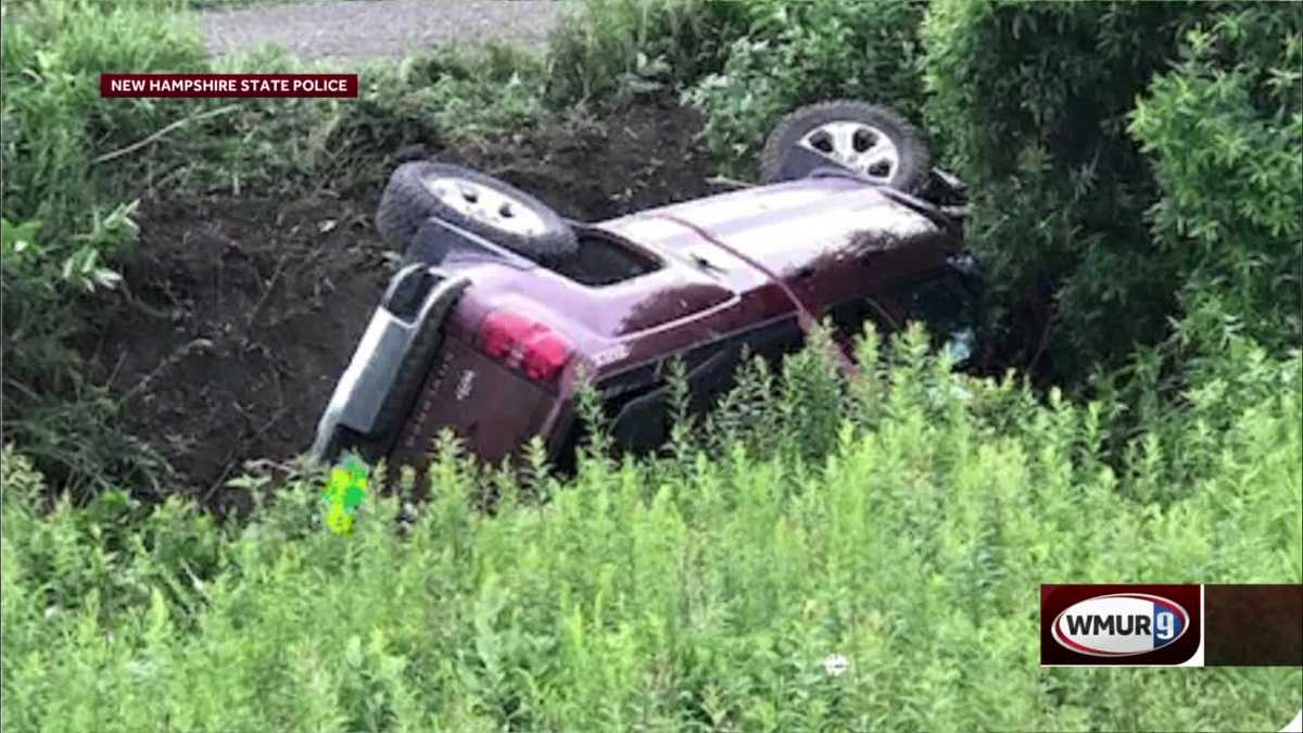 Pickup truck driver dead after crash in Stewartstown, NH