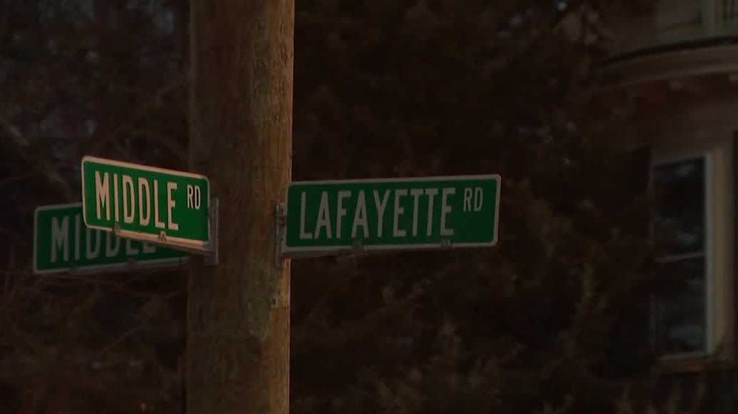 Massachusetts man charged with 4 felonies after multiple crashes in Portsmouth