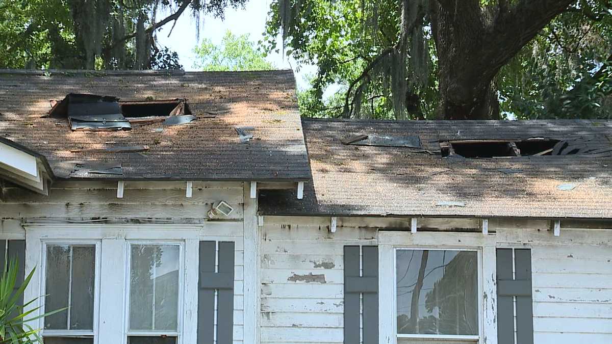 Investigation underway after man, cat die in overnight Savannah house fire