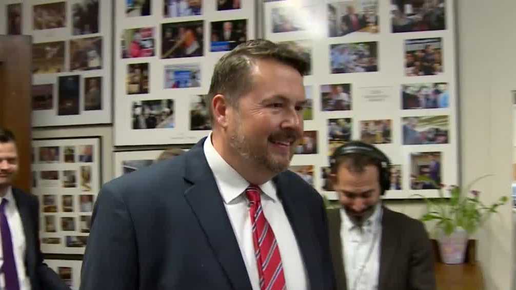 Thad Riley files to run against Gov. Sununu in primary