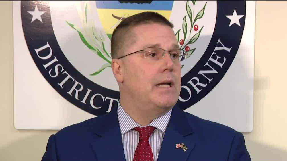 Washington County DA raids coroner's office