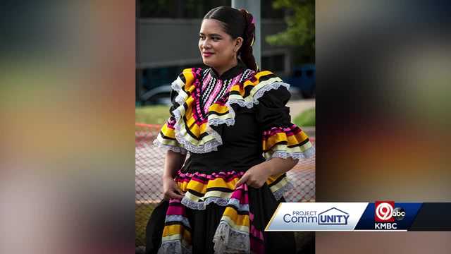 Kansas City woman helps share Mexican culture through dance - Vimarsana News