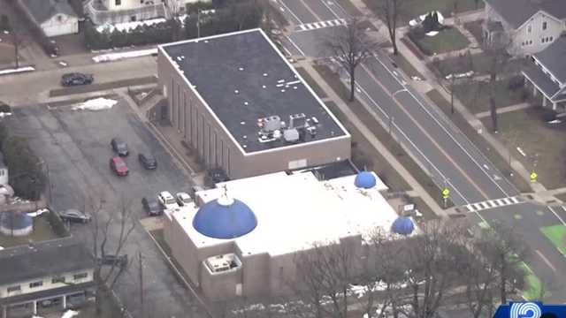 Police chase ends with suspect on church rooftop - Vimarsana News