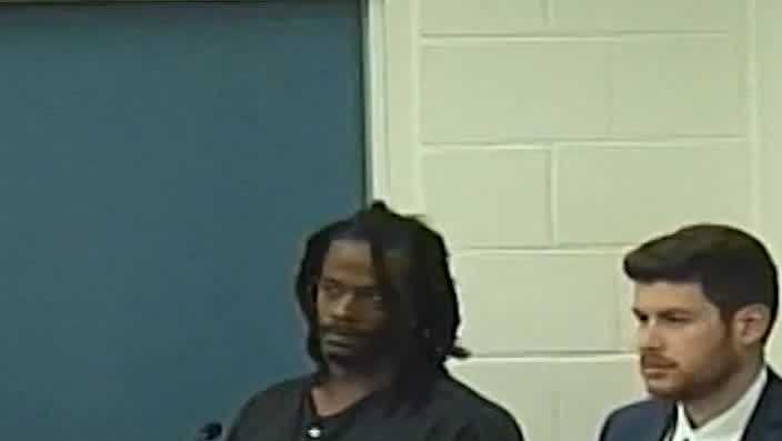 Man arrested in stabbing death of father of 2 in Orange County
