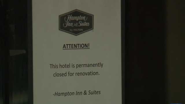 Wedding venue nightmare after downtown Milwaukee hotel closes — couples are left scrambling - Vimarsana News