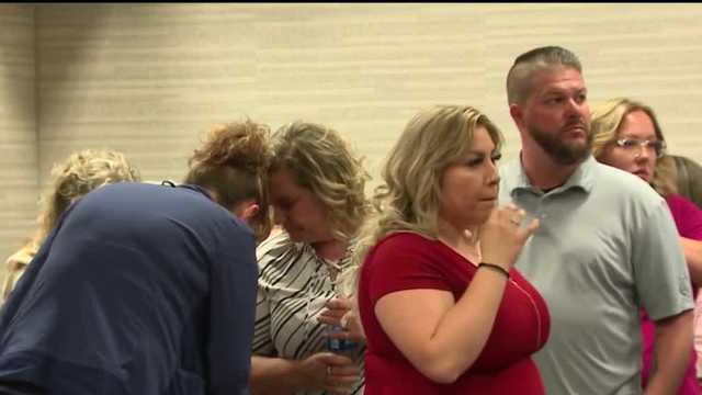 Family of man killed by Farmington police speak out - Vimarsana News