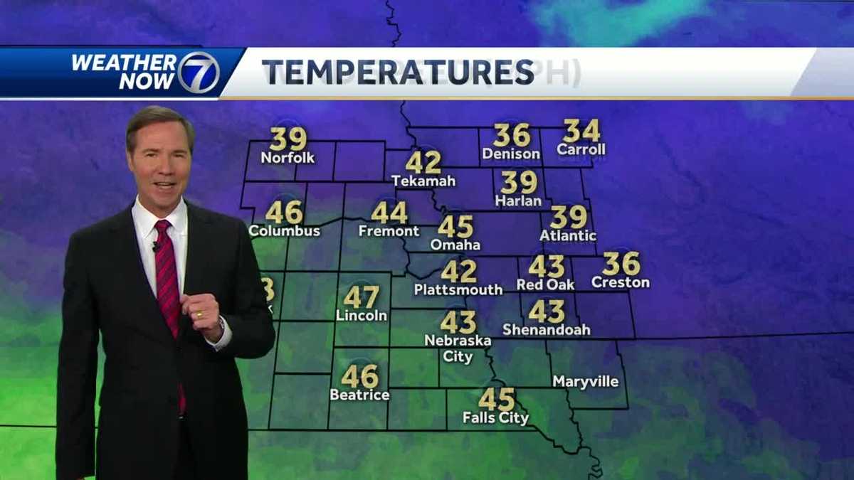 Can It Snow Above Freezing? How Cold Does It Have To Be?