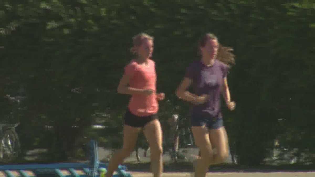 1500-meter Davis runner prepares for Track and Field Championship