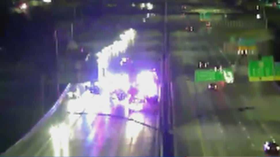 Overnight traffic rerouted in Des Moines crash