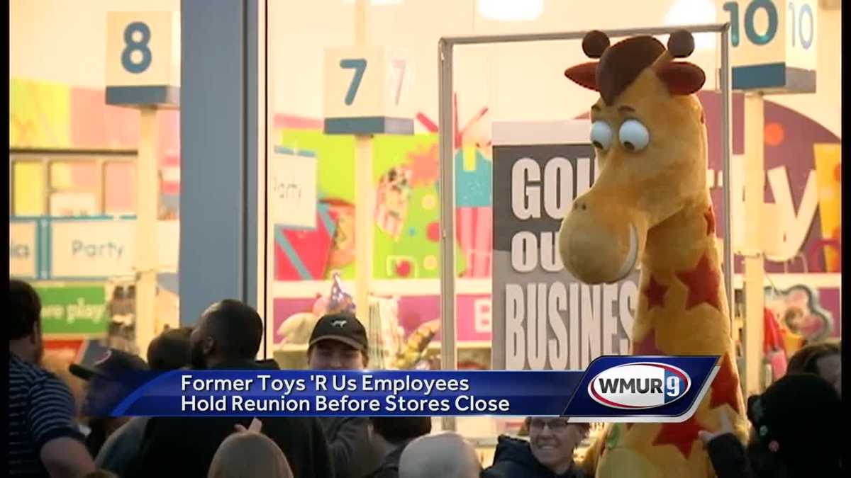 Salem Toys R Us Employees gather