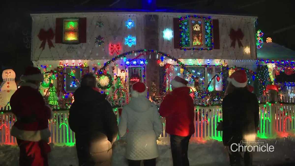 Bus brings passengers on tour of Christmas light displays in southern New Hampshire