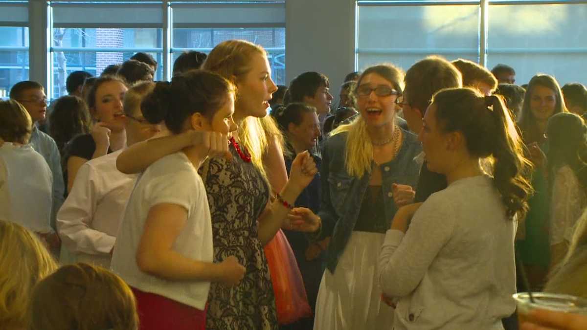 Best Buddies prom aims to teach about acceptance