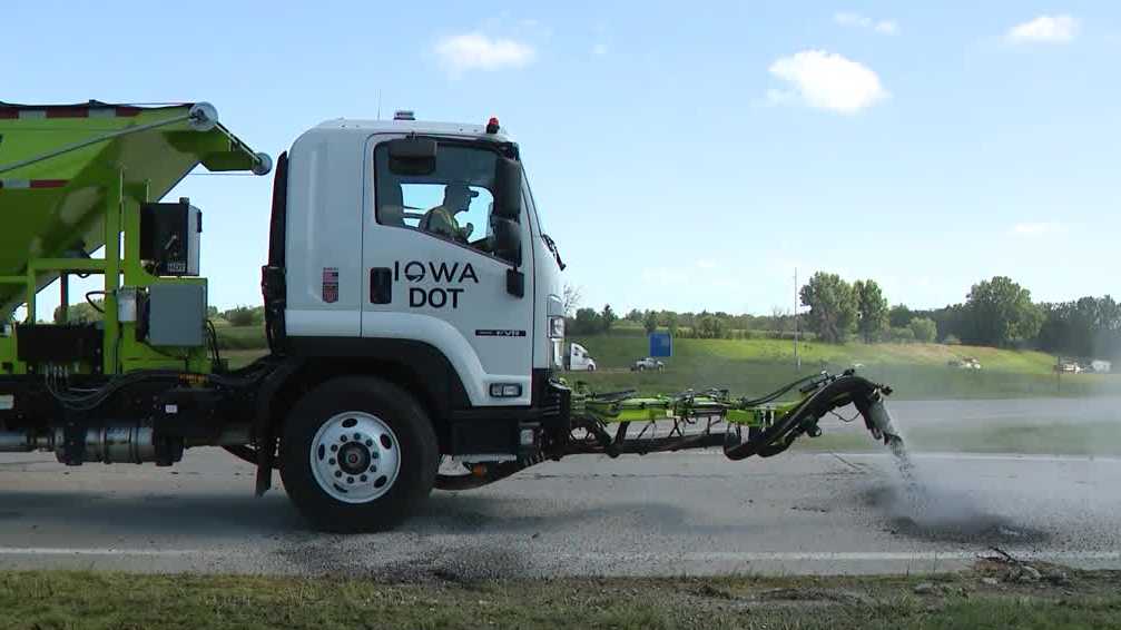 Iowa DOT introduces remote-controlled pothole-filling truck for safer repairs