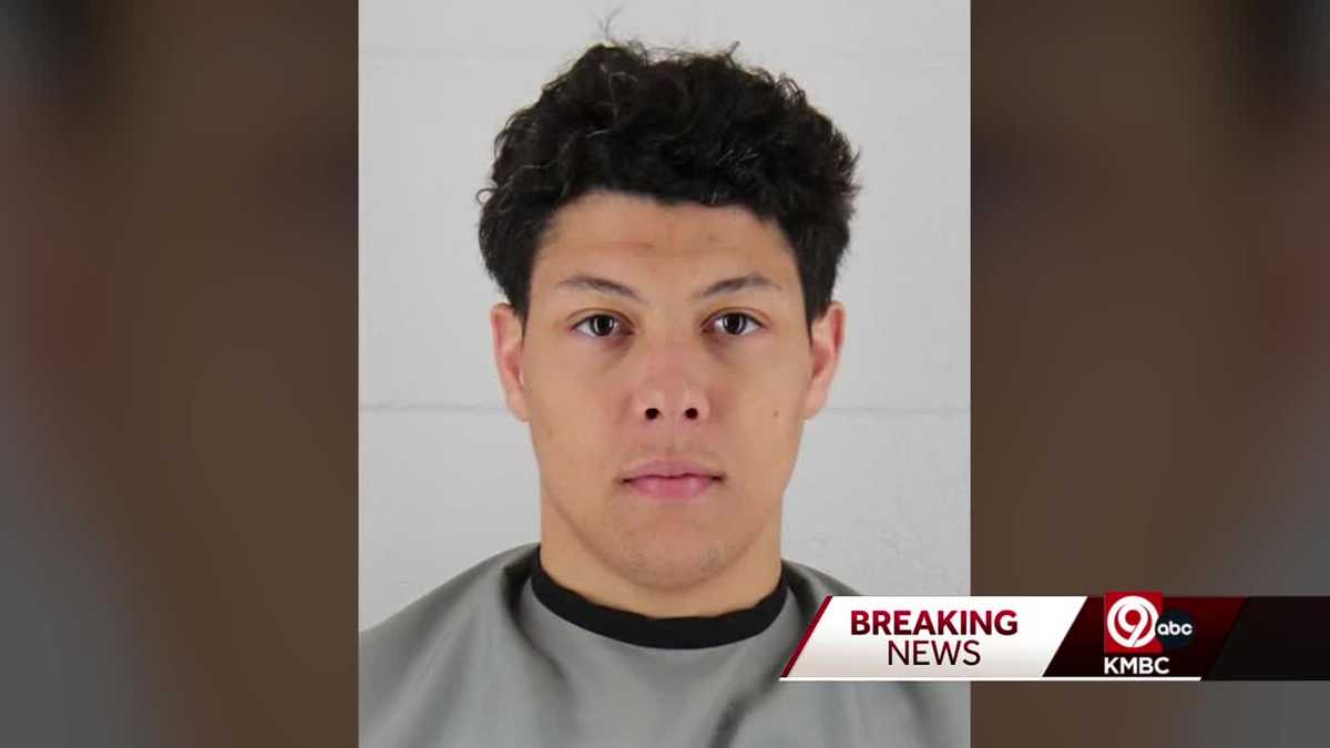 Jackson Mahomes appears virtually before Johnson County judge