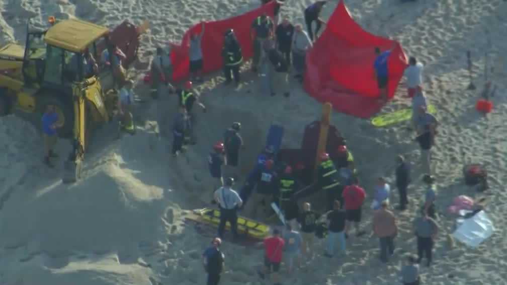 New Jersey beach sand collapse Teen dies, sister rescued