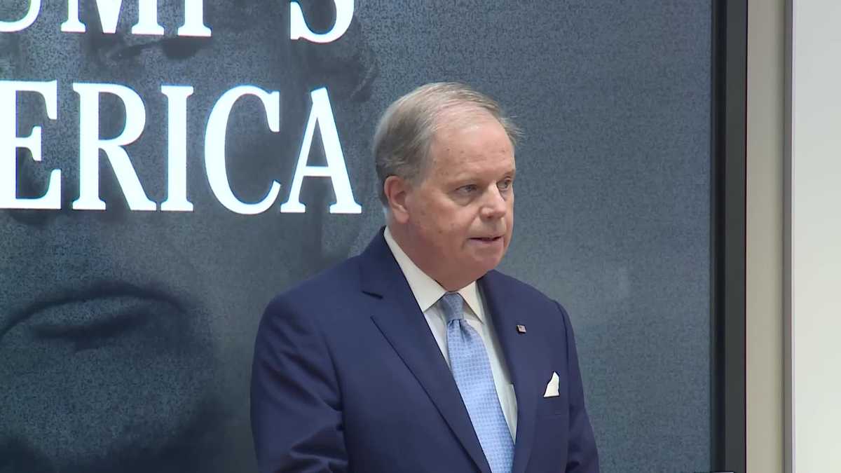 Former Sen. Doug Jones on GOP presidential primary debate in Alabama
