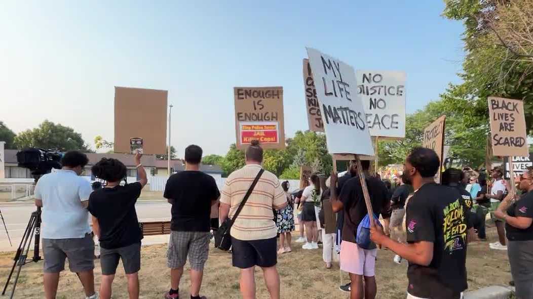 Milwaukee vigil held for Corey Ruiz after fatal police shooting