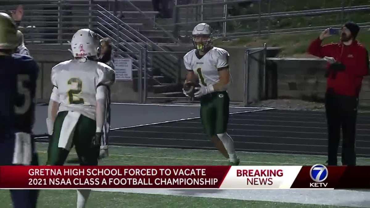 North Carolina HS football team to vacate state championship, put under  probation