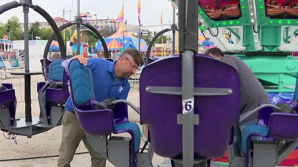 State inspectors doing final safety checks on rides for Wisconsin State Fair