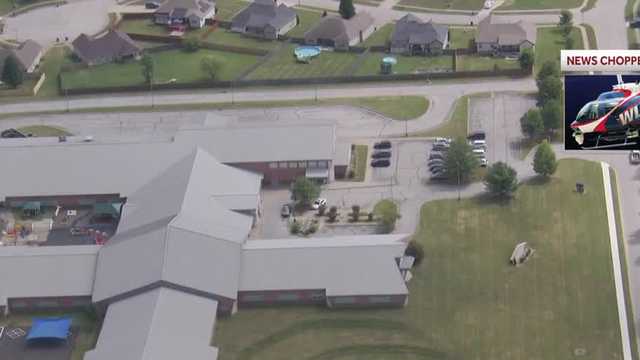 5 Shelby County schools on lockdown due to search for armed suspect - Vimarsana News