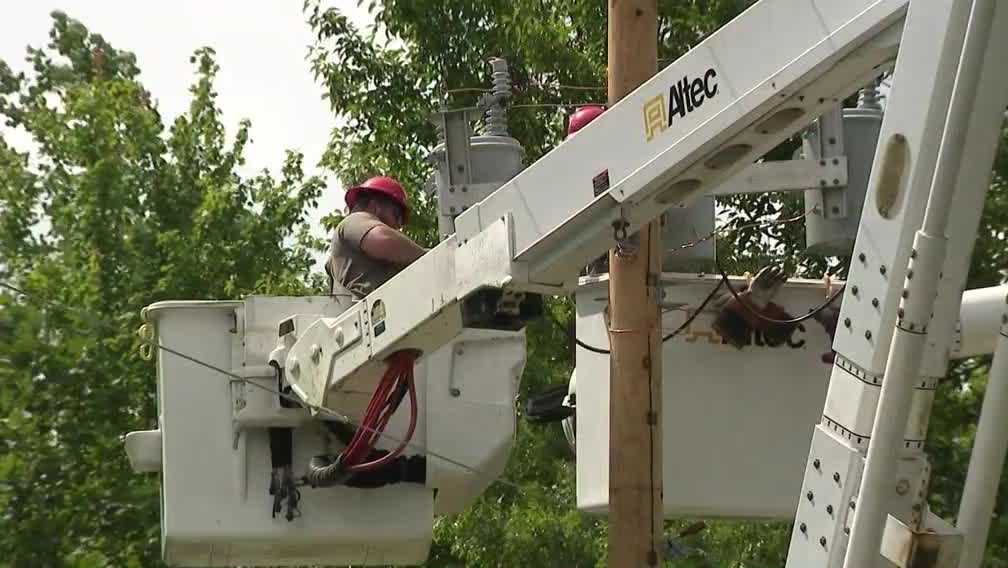 Power restored for nearly 1K customers in Clark County following storms