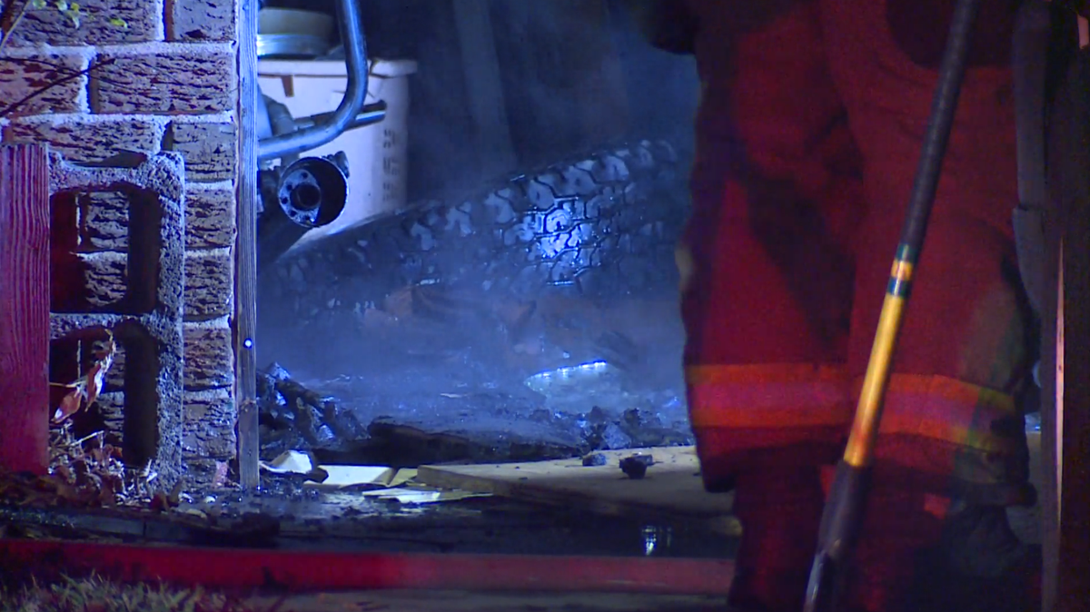 Edmond firefighters rush out to put out house fire