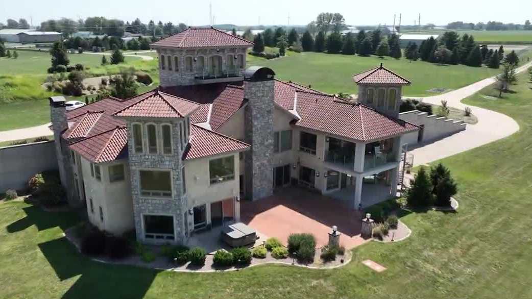 Italian-style mansion on 79 acres listed for $2.5M in Montezuma