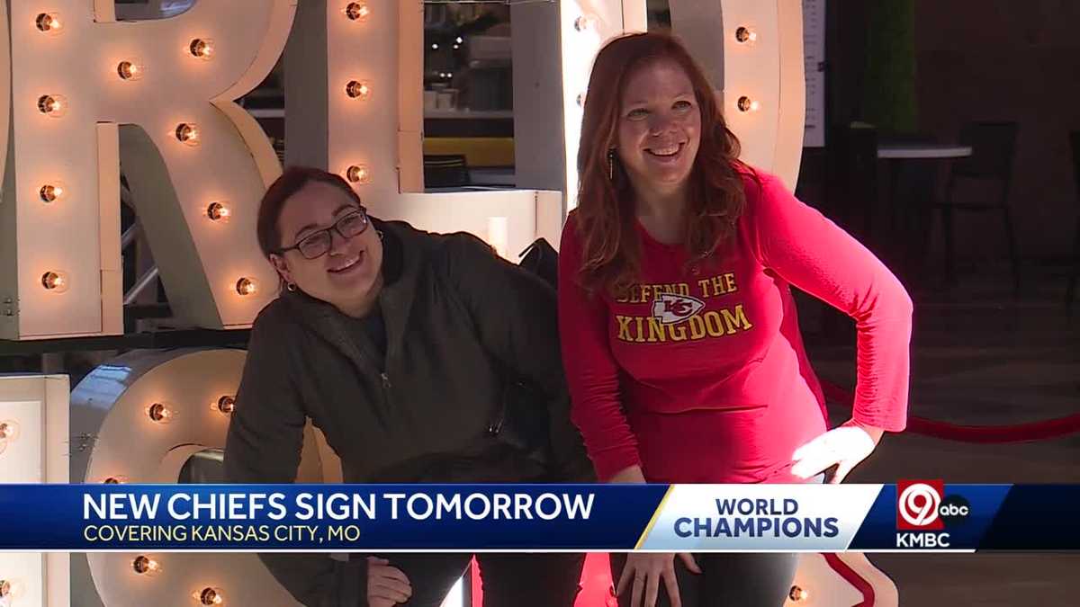 Chiefs Championship Photo Op at Union Station