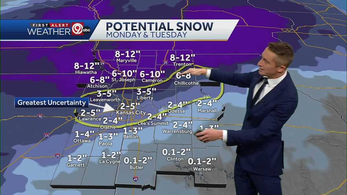 Kansas City under Winter Storm Warning, how many inches expected: