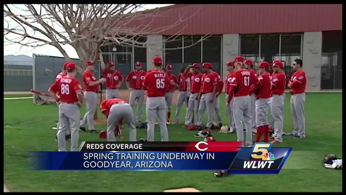 Cincinnati Reds officially begin spring training Cincinnati Reds officially begin spring training