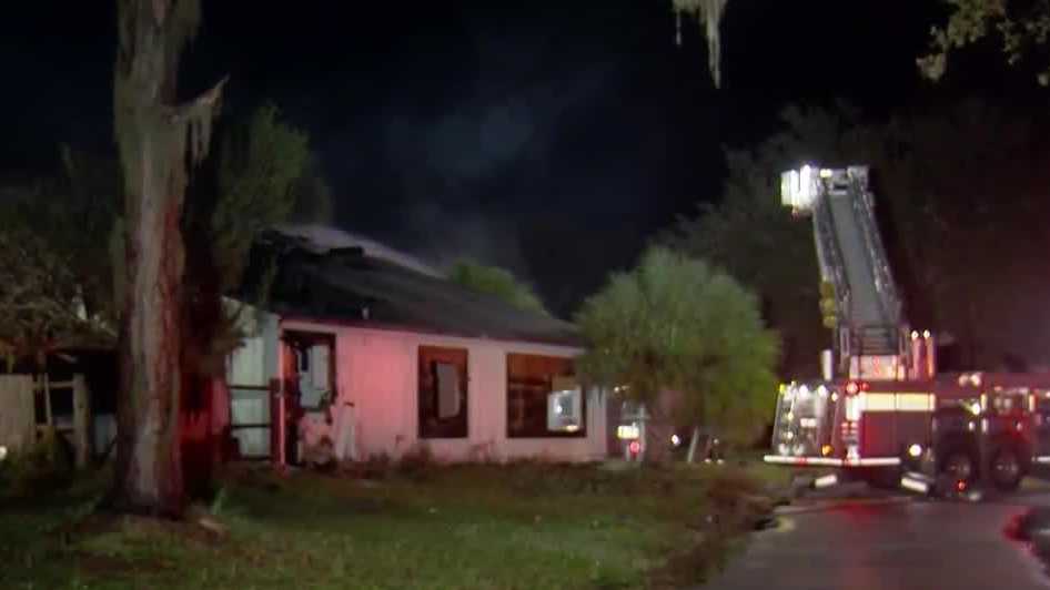 Fire breaks out at troubled Orange County apartments