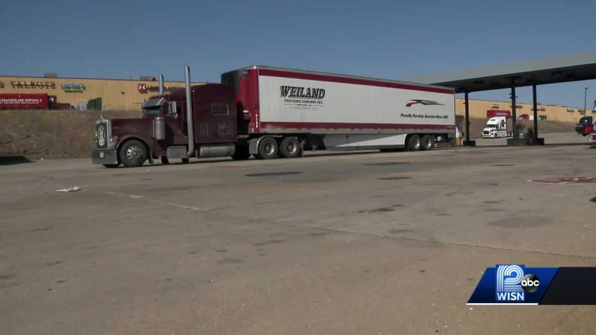 DOT keeps 28 rest stops open to help truckers