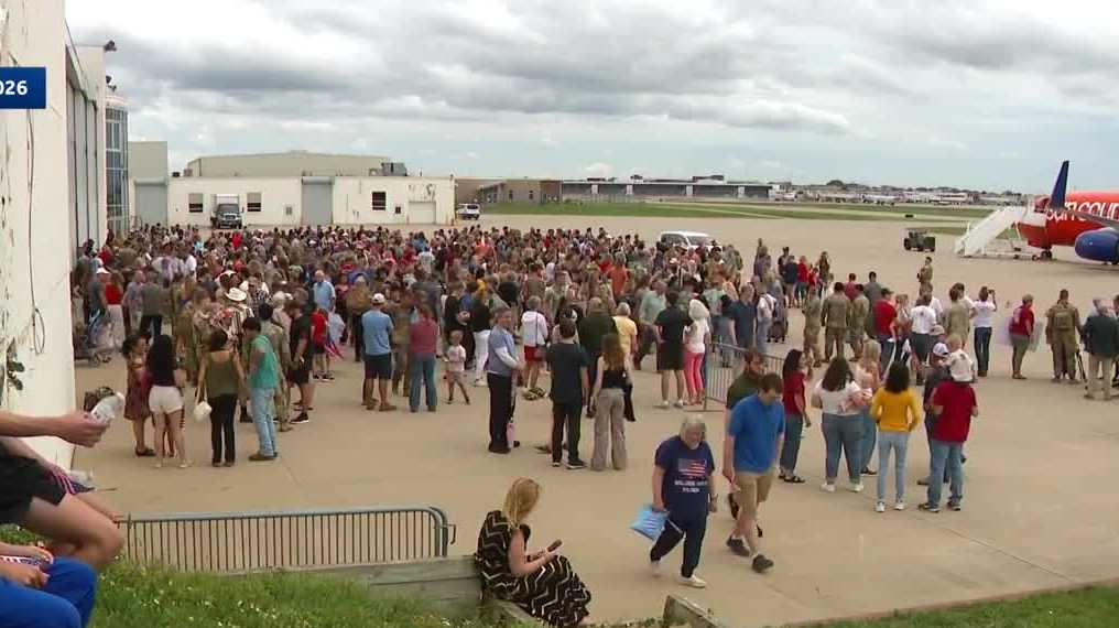 Final group of Iowa National Guard soldiers return home from Middle East deployment