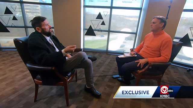 Father of Shawnee Mission East teen boy talks about fight at school - Vimarsana News