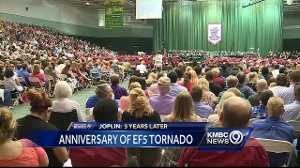 Tornado victims remembered at Joplin graduation ceremony