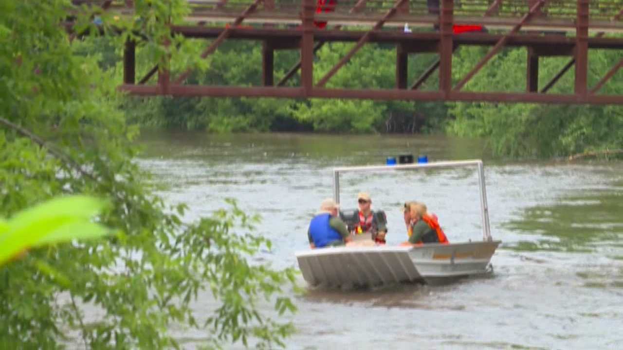 Crews Locate Body Of Man Who Went Missing In River