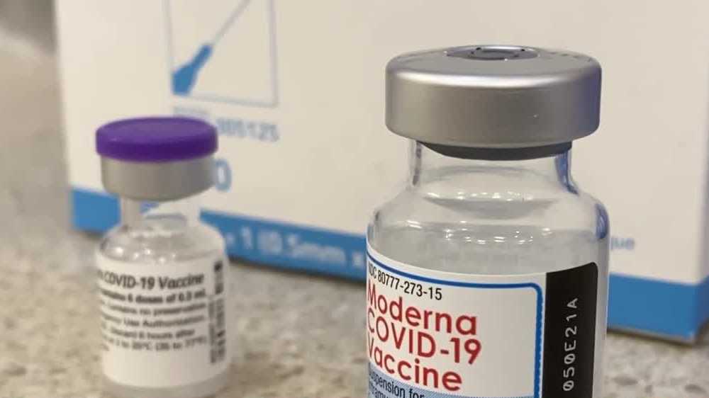 Moderna, J&J recipients line up for boosters